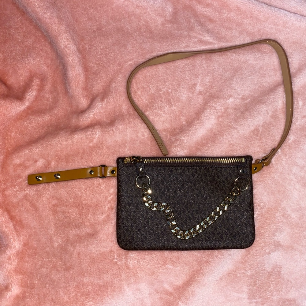 Michael kors belt bag